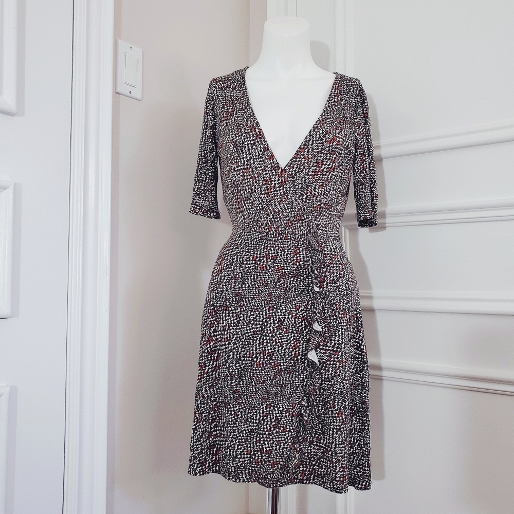 STRADIVARIUS Spain Vintage Style Wrap Dress